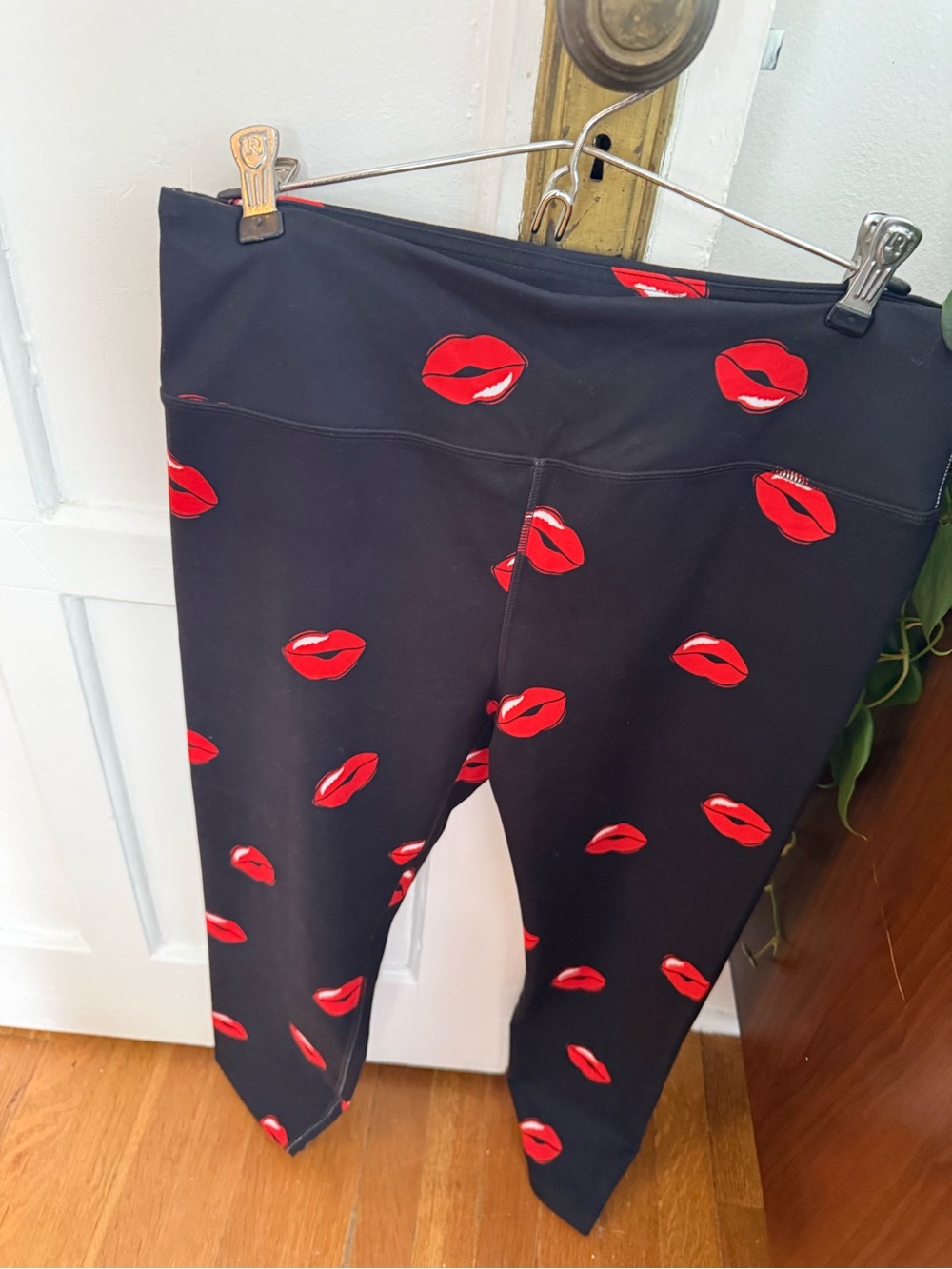 Black Leggings with Red Lip Print